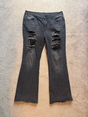 Women’s Black Distressed Flare Jeans Shein 2XL Curve